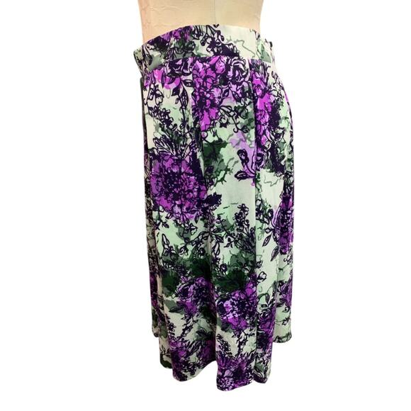 Small LulaRoe Madison Skirt Flare Pockets Green Purple - Picture 3 of 8